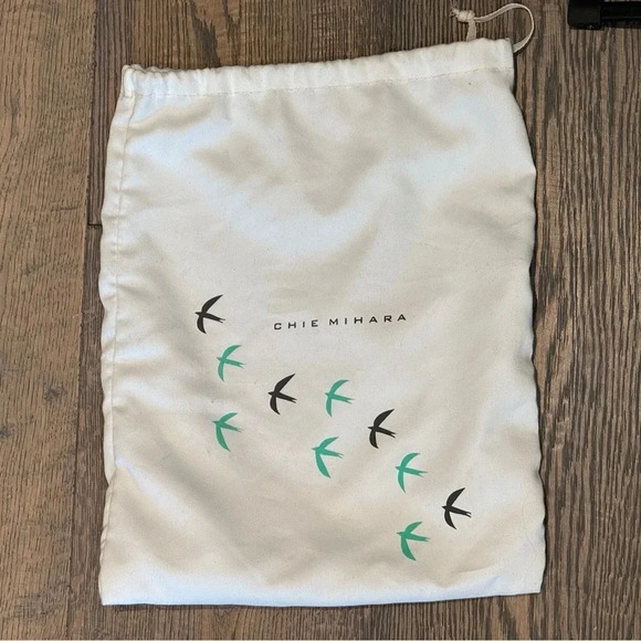 Chie Mihara Ostrich Leather Heels Made In Spain 38 1/2 8.5 Ankle Strap Dust Bag - Picture 15 of 16